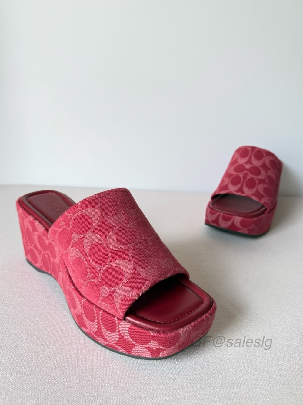 NWT Coach Phoebe Platform Sandal Signature Denim True Red CDG81 Size 8.5